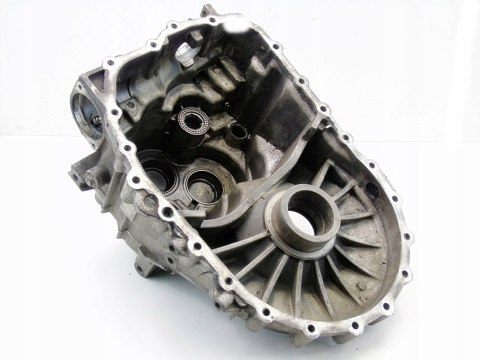 OBUDOWA SKRZYNI BIEGÓW FPE 1.9 TDI ALHAMBRA SHARAN GALAXY 02N301103 OBUDOWA SKRZYNI BIEGÓW FPE 1.9 TDI ALHAMBRA SHARAN GALAXY 02N301103