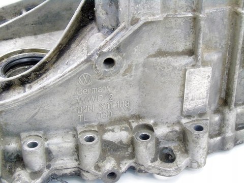 OBUDOWA SKRZYNI BIEGÓW FPE 1.9 TDI ALHAMBRA SHARAN GALAXY 02N301103 OBUDOWA SKRZYNI BIEGÓW FPE 1.9 TDI ALHAMBRA SHARAN GALAXY 02N301103