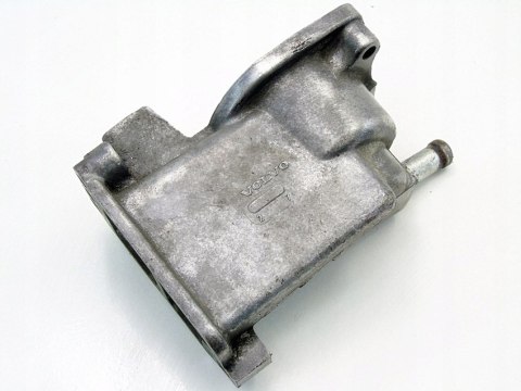 OBUDOWA TERMOSTATU KRÓCIEC WODY 2.0 TB TURBO VOLVO S40 V40 OBUDOWA TERMOSTATU KRÓCIEC WODY 2.0 TB TURBO VOLVO S40 V40