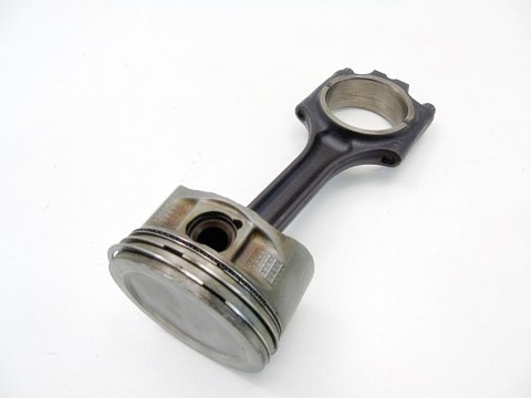 TŁOK KORBOWÓD 245208 2.0 TB TURBO VOLVO S40 V40 TŁOK KORBOWÓD 245208 2.0 TB TURBO VOLVO S40 V40