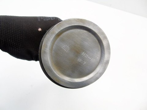 TŁOK KORBOWÓD 245208 2.0 TB TURBO VOLVO S40 V40 TŁOK KORBOWÓD 245208 2.0 TB TURBO VOLVO S40 V40