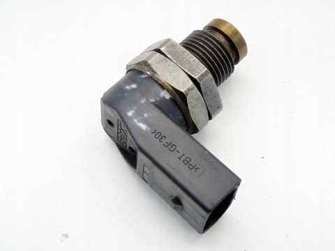 ZAWÓR LISTWY PALIWA 3.0 D BMW X5 E70 E71 E60 E90 E91 E92 E93 E61 X3 X6 ZAWÓR LISTWY PALIWA 3.0 D BMW X5 E70 E71 E60 E90 E91 E92 E93 E61 X3 X6