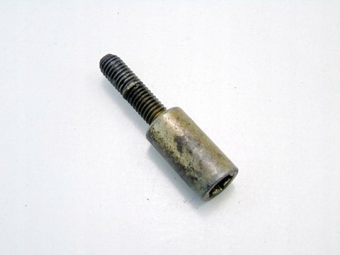 ŚRUBA MOSTKA GŁOWICY 3.0 D E39 E46 E38 BMW 330D 530D X5 730D E53 ŚRUBA MOSTKA GŁOWICY 3.0 D E39 E46 E38 BMW 330D 530D X5 730D E53