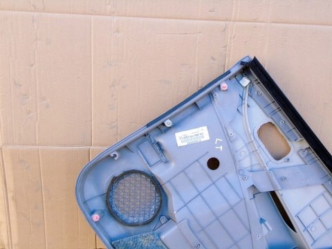TAPICERKA BOCZEK DRZWI LEWY TYŁ NISSAN ALMERA TINO 2002 2.2 DI TAPICERKA BOCZEK DRZWI LEWY TYŁ NISSAN ALMERA TINO 2002 2.2 DI