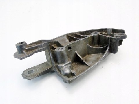 ŁAPA SILNIKA 2.0 T TURBO MEGANE 2 SCENIC 2 LAGUNA 2 ESPACE 4 8200044920 ŁAPA SILNIKA 2.0 T TURBO MEGANE 2 SCENIC 2 LAGUNA 2 ESPACE 4 8200044920