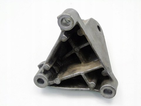 ŁAPA SILNIKA 2.0 T TURBO MEGANE 2 SCENIC 2 LAGUNA 2 ESPACE 4 8200072747 ŁAPA SILNIKA 2.0 T TURBO MEGANE 2 SCENIC 2 LAGUNA 2 ESPACE 4 8200072747