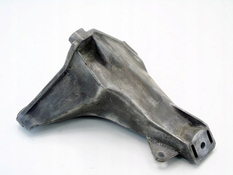 ŁAPA WSPORNIK SILNIKA 1.8 20V PASSAT B5 AUDI A4 B5 A6 C4 8D0199308F ŁAPA WSPORNIK SILNIKA 1.8 20V PASSAT B5 AUDI A4 B5 A6 C4 8D0199308F