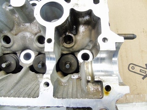 GŁOWICA WAŁKI SILNIKA 2.0 T TURBO MEGANE 2 SCENIC 2 LAGUNA 2 ESPACE 4 GŁOWICA WAŁKI SILNIKA 2.0 T TURBO MEGANE 2 SCENIC 2 LAGUNA 2 ESPACE 4