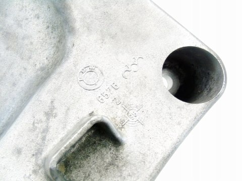 ŁAPA WSPORNIK SILNIKA 3.0 D E39 E46 E38 BMW 330D 530D X5 730D E53 6576 ŁAPA WSPORNIK SILNIKA 3.0 D E39 E46 E38 BMW 330D 530D X5 730D E53 6576