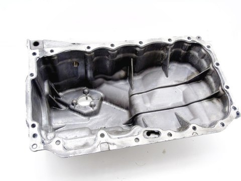 MISKA OLEJU 2.0 D N47 BMW F10 F11 F30 F20 F21 F32 E60 F83 1113 7812360 MISKA OLEJU 2.0 D N47 BMW F10 F11 F30 F20 F21 F32 E60 F83 1113 7812360