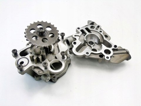 POMPA OLEJU 2.0 D N47 BMW F10 F11 F30 F20 F21 F32 E60 F83 E87 F20 X1 X3 F36 POMPA OLEJU 2.0 D N47 BMW F10 F11 F30 F20 F21 F32 E60 F83 E87 F20 X1 X3 F36