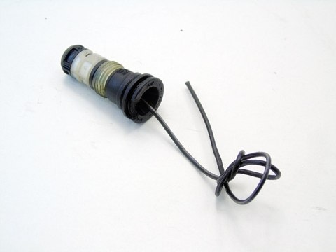 WTYCZKA KOSTKA 2.0 2.5 3.0 D E39 E46 E38 BMW 330D 530D X5 730D E53 WTYCZKA KOSTKA 2.0 2.5 3.0 D E39 E46 E38 BMW 330D 530D X5 730D E53