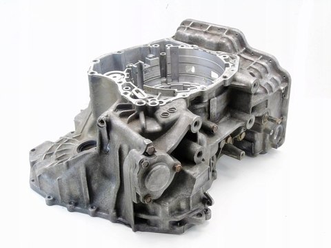 OBUDOWA AUTOMATYCZNEJ SKRZYNI BIEGÓW 3S71-7000-CA 2.0 TDCI TDDI MONDEO MK3 OBUDOWA AUTOMATYCZNEJ SKRZYNI BIEGÓW 3S71-7000-CA 2.0 TDCI TDDI MONDEO MK3