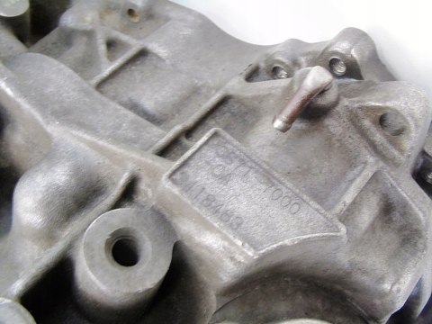 OBUDOWA AUTOMATYCZNEJ SKRZYNI BIEGÓW 3S71-7000-CA 2.0 TDCI TDDI MONDEO MK3 OBUDOWA AUTOMATYCZNEJ SKRZYNI BIEGÓW 3S71-7000-CA 2.0 TDCI TDDI MONDEO MK3