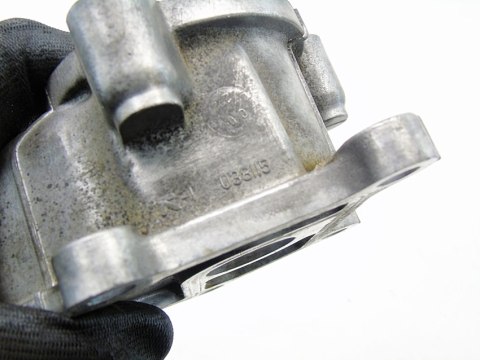 OBUDOWA TERMOSTATU 2.2 DI NISSAN ALMERA 2 PRIMERA P12 TINO XTRAIL 038115 OBUDOWA TERMOSTATU 2.2 DI NISSAN ALMERA 2 PRIMERA P12 TINO XTRAIL 038115