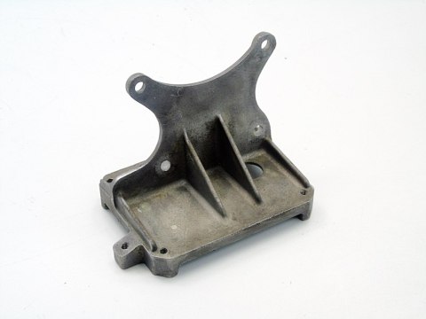 ŁAPA WSPORNIK KOMPUTERA STEROWNIKA 1.6 16V STILO DOBLO 46797909 ŁAPA WSPORNIK KOMPUTERA STEROWNIKA 1.6 16V STILO DOBLO 46797909