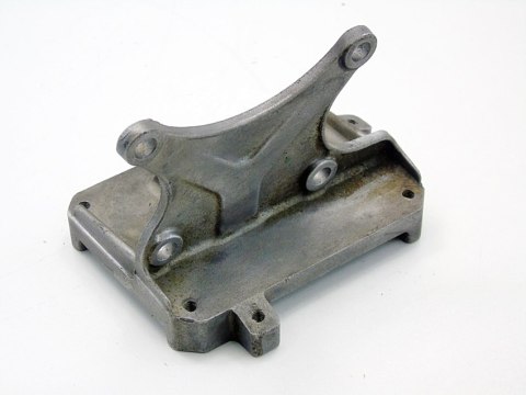 ŁAPA WSPORNIK KOMPUTERA STEROWNIKA 1.6 16V STILO DOBLO 46797909 ŁAPA WSPORNIK KOMPUTERA STEROWNIKA 1.6 16V STILO DOBLO 46797909