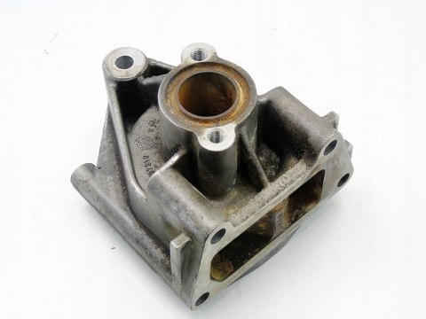 OBUDOWA POMPY WODY 1.6 16V STILO DOBLO MULTIPLA LYBRA BRAVO BRAVA 46437910 OBUDOWA POMPY WODY 1.6 16V STILO DOBLO MULTIPLA LYBRA BRAVO BRAVA 46437910