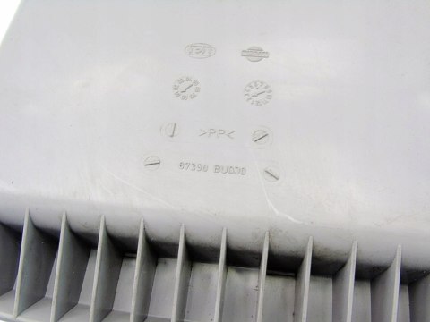 SZUFLADA SCHOWEK FOTELA NISSAN ALMERA TINO 2002 2.2 DI 87390BU000 SZUFLADA SCHOWEK FOTELA NISSAN ALMERA TINO 2002 2.2 DI 87390BU000