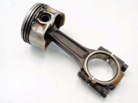 TŁOK KORBOWÓD 1.6 16V STILO DOBLO MULTIPLA LYBRA BRAVO BRAVA 46526039 TŁOK KORBOWÓD 1.6 16V STILO DOBLO MULTIPLA LYBRA BRAVO BRAVA 46526039