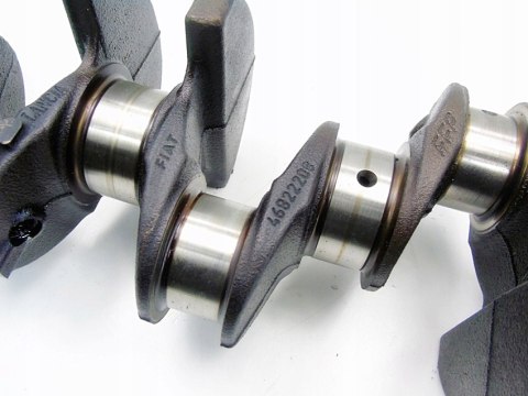 WAŁ KORBOWY 1.6 16V STILO DOBLO MULTIPLA LYBRA BRAVO BRAVA 46822208 WAŁ KORBOWY 1.6 16V STILO DOBLO MULTIPLA LYBRA BRAVO BRAVA 46822208