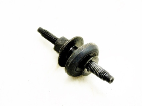 ŚRUBA POKRYWY ZAWORÓW FORD 2.5 V6 MONDEO MK1 MK2 ŚRUBA POKRYWY ZAWORÓW FORD 2.5 V6 MONDEO MK1 MK2