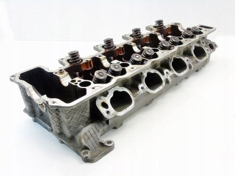 GŁOWICA 5.0 V8 MERCEDES G500 W463 KLASA G SL500 S500 CL500 1130161701 PUCH GŁOWICA 5.0 V8 MERCEDES G500 W463 KLASA G SL500 S500 CL500 1130161701 PUCH