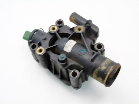 OBUDOWA TERMOSTATU 1.6 16V 307 C4 207 XSARA C3 206 1007 308 BERLINGO C2 OBUDOWA TERMOSTATU 1.6 16V 307 C4 207 XSARA C3 206 1007 308 BERLINGO C2