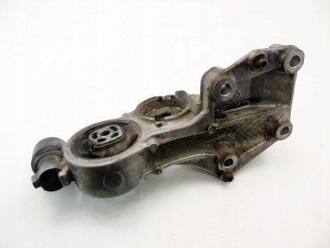 PODPORA PÓŁOSI 1.6 16V 307 C4 207 XSARA C3 206 1007 308 XSARA C2 9638239880 PODPORA PÓŁOSI 1.6 16V 307 C4 207 XSARA C3 206 1007 308 XSARA C2 9638239880