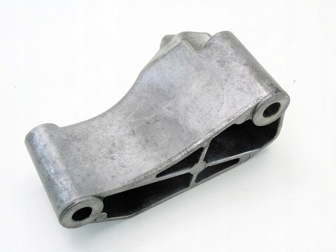 ŁAPA WSPORNIK Z SILNIKA 3.2 CDI MERCEDES W211 S211 W203 W210 A6112340239 ŁAPA WSPORNIK Z SILNIKA 3.2 CDI MERCEDES W211 S211 W203 W210 A6112340239