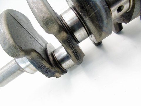 WAŁ KORBOWY R61300A DE32 3.2 CDI MERCEDES W211 S211 W210 W203 WAŁ KORBOWY R61300A DE32 3.2 CDI MERCEDES W211 S211 W210 W203