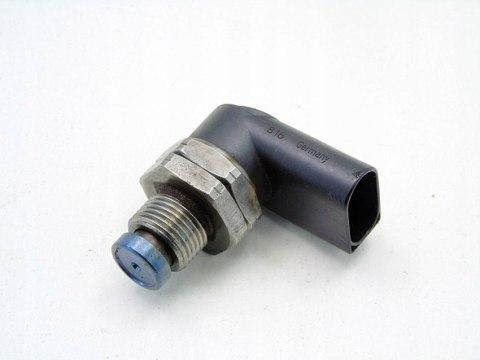 CZUJNIK ZAWÓR PALIWA 2.0 D BMW E46 E90 E60 E61 E87 E91 E83 X3 0281002497