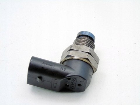 CZUJNIK ZAWÓR PALIWA 2.0 D BMW E46 E90 E60 E61 E87 E91 E83 X3 0281002497 CZUJNIK ZAWÓR PALIWA 2.0 D BMW E46 E90 E60 E61 E87 E91 E83 X3 0281002497