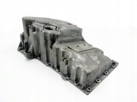 MISKA OLEJU 2.0 D BMW E46 E90 E60 E61 E87 E91 E83 X3 7798372 MISKA OLEJU 2.0 D BMW E46 E90 E60 E61 E87 E91 E83 X3 7798372