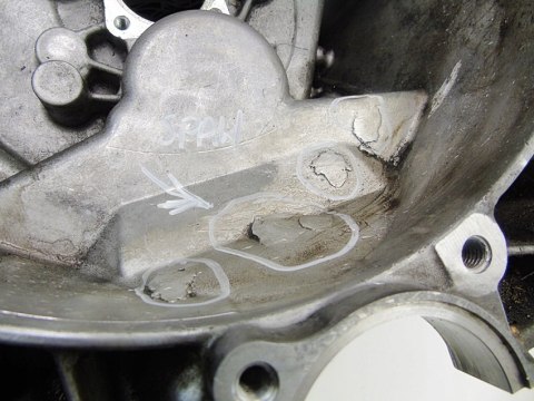 OBUDOWA SKRZYNI BIEGÓW WYBIERAK 20DM71 1.8 C4 PICASSO 307 C5 308 PARTNER OBUDOWA SKRZYNI BIEGÓW WYBIERAK 20DM71 1.8 C4 PICASSO 307 C5 308 PARTNER