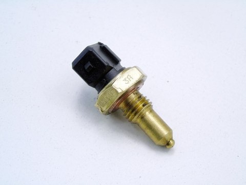 CZUJNIK TEMPERATURY WODY 2.0 D BMW E46 E90 E60 E61 E87 E91 E83 X3 7785 CZUJNIK TEMPERATURY WODY 2.0 D BMW E46 E90 E60 E61 E87 E91 E83 X3 7785