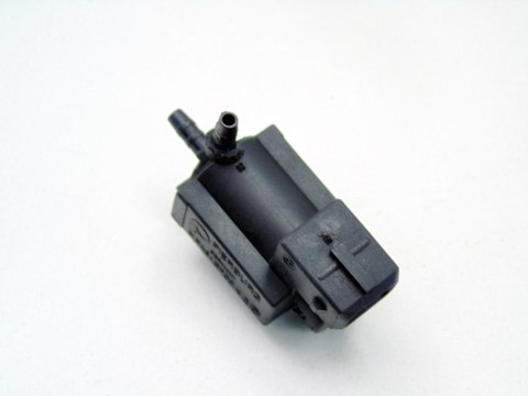 ELEKTROZAWÓR PODCIŚNIENIA 2.0 D BMW E46 E90 E60 E61 E87 E91 E83 X3 1742712 ELEKTROZAWÓR PODCIŚNIENIA 2.0 D BMW E46 E90 E60 E61 E87 E91 E83 X3 1742712