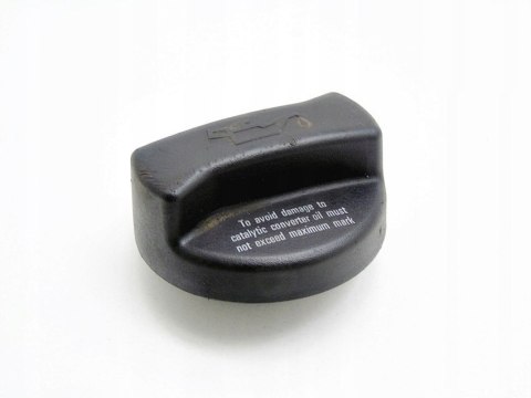 KOREK WLEWU OLEJU 1.8 20V PASSAT B5 AUDI A4 B5 A6 C4 026103485 KOREK WLEWU OLEJU 1.8 20V PASSAT B5 AUDI A4 B5 A6 C4 026103485