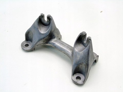 ŁAPA SKRZYNI BIEGÓW 2.0 D BMW E46 E90 E60 E61 E87 E91 E83 X3 6760303-02 ŁAPA SKRZYNI BIEGÓW 2.0 D BMW E46 E90 E60 E61 E87 E91 E83 X3 6760303-02