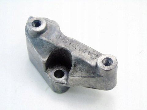 ŁAPA WSPORNIK SILNIKA 2.2 CDI MERCEDES W203 S203 CL203 W212 A6110782741 ŁAPA WSPORNIK SILNIKA 2.2 CDI MERCEDES W203 S203 CL203 W212 A6110782741