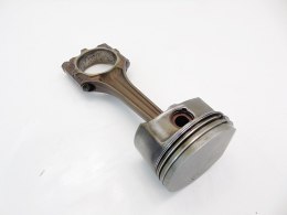 TŁOK KORBOWÓD 1.8 20V PASSAT B5 AUDI A4 B5 A6 C4 8109 027B
