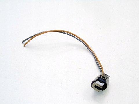 WTYCZKA KOSTKA 2.0 3.0 D BMW E46 E90 E60 E61 E87 E91 E92 E39 F10 F11