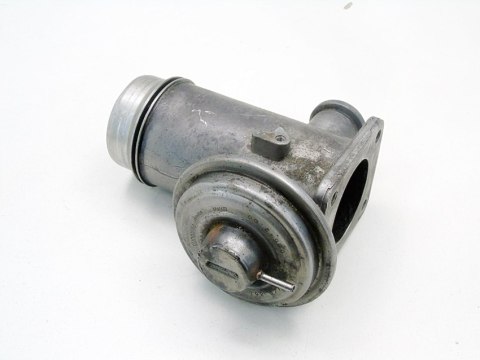 ZAWÓR SPALIN EGR 2.0 D BMW E46 E90 E60 E61 E87 E91 E83 X3 7792077 70051200 ZAWÓR SPALIN EGR 2.0 D BMW E46 E90 E60 E61 E87 E91 E83 X3 7792077 70051200