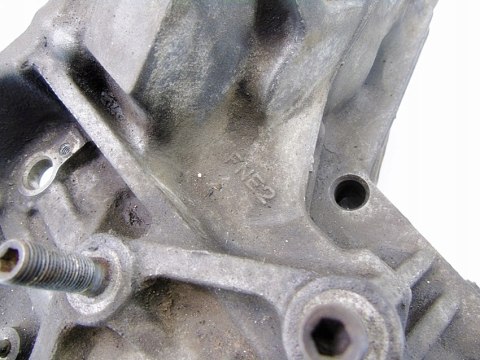 OBUDOWA ŚRODKOWA KOŁO SKRZYNI BIEGÓW AUTOMAT MAZDA 6 5 3 2.0 2.3 FNE2 OBUDOWA ŚRODKOWA KOŁO SKRZYNI BIEGÓW AUTOMAT MAZDA 6 5 3 2.0 2.3 FNE2