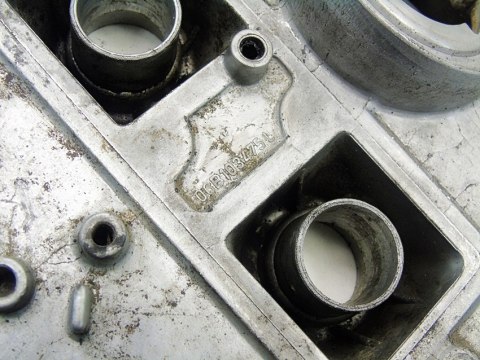 POKRYWA ZAWORÓW 1.8 20V PASSAT B5 AUDI A4 B5 A6 C4 06B103475L POKRYWA ZAWORÓW 1.8 20V PASSAT B5 AUDI A4 B5 A6 C4 06B103475L
