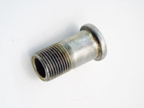 ŚRUBA MOCOWANIA FILTRA OLEJU 1.8 16V ASTRA G VECTRA B ZAFIRA A ŚRUBA MOCOWANIA FILTRA OLEJU 1.8 16V ASTRA G VECTRA B ZAFIRA A