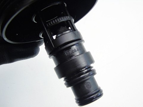 KOREK OBUDOWY FILTRA OLEJU 1.7 CDTI ASTRA G H COMBO CORSA C MERIVA KOREK OBUDOWY FILTRA OLEJU 1.7 CDTI ASTRA G H COMBO CORSA C MERIVA