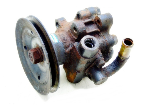 POMPA WSPOMAGANIA FSO POLONEZ 1.6 8V CARO ATU POMPA WSPOMAGANIA FSO POLONEZ 1.6 8V CARO ATU