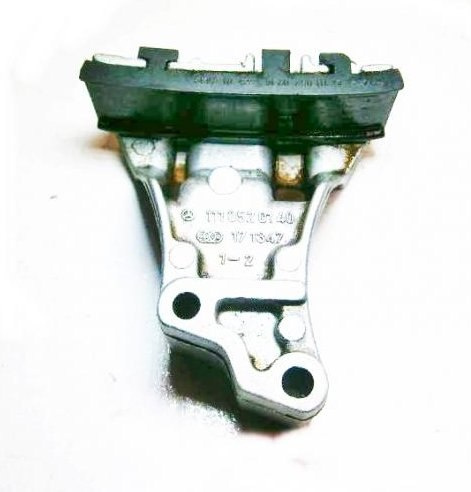 ŚLIZG NAPINACZ 2.3 16V MERCEDES CLK C208 W202 ŚLIZG NAPINACZ 2.3 16V MERCEDES CLK C208 W202