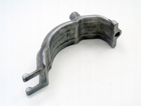 ŁAPA POMPY POWIETRZA 5.5 V8 AMG MERCEDES KLASA S W220 S55 C215 A1122370240 ŁAPA POMPY POWIETRZA 5.5 V8 AMG MERCEDES KLASA S W220 S55 C215 A1122370240